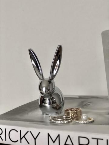 Coelho decorativo porta anéis - Foto 3