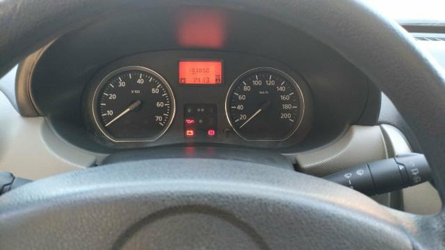 Sandero - Foto 3