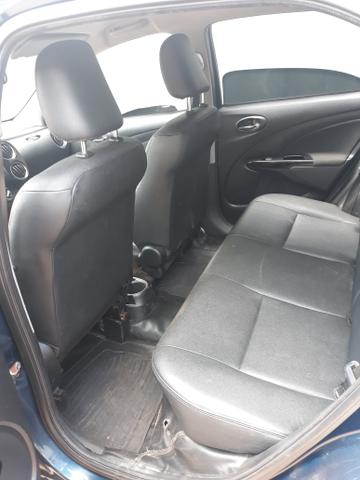 Etios Cross 1.5 2015 - Foto 5