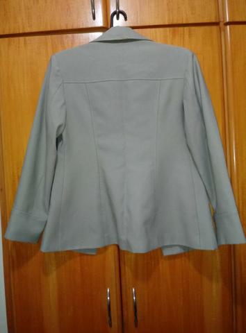 Lindo Blazer da Guess (importado) - Tam: M - Foto 2
