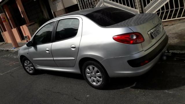 Peugeot Sedan 207 - Foto 2