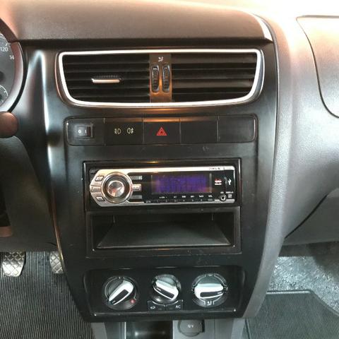 Volkswagen Fox 2010 - 1.0 Flex - Foto 11