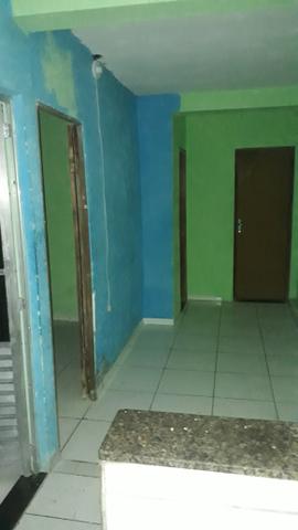 ALUGA-SE Casa com 01 quartos 350.00 Cabula