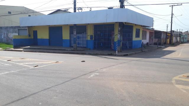 Vende-se casa com pontos comerciais - Foto 13
