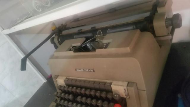 Máquina Olivertti zap *