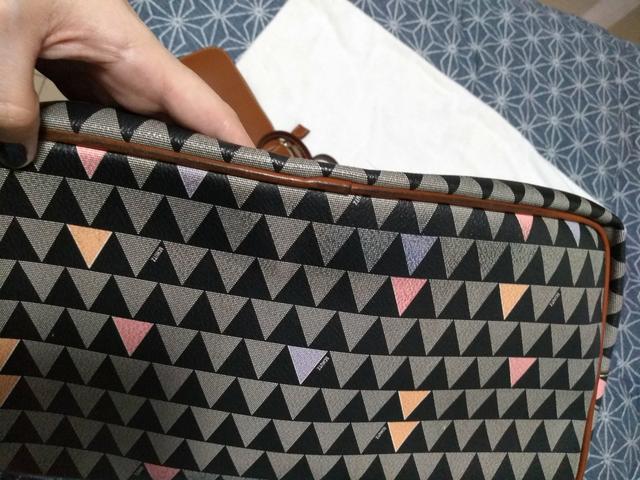 Bolsa modelo Nina Triangle Schutz - Foto 5