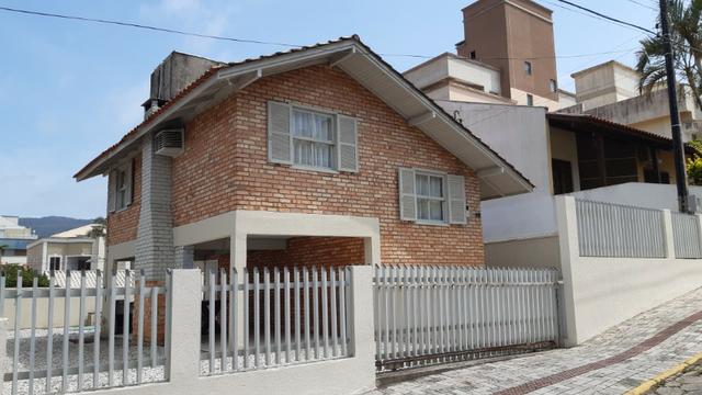 Casa 2/4 Próximo do Mar de Bombas em Bombinhas SC