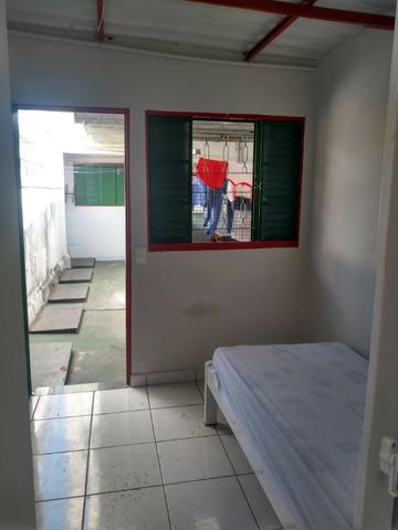 Republica c/ quartos individuais próximo ao centro - Foto 8