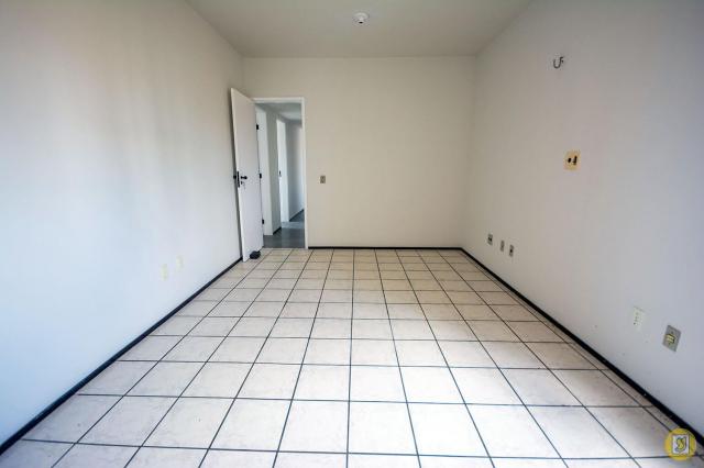 Apartamento para alugar com 3 dormitórios em Praia de iracema, Fortaleza cod:13481