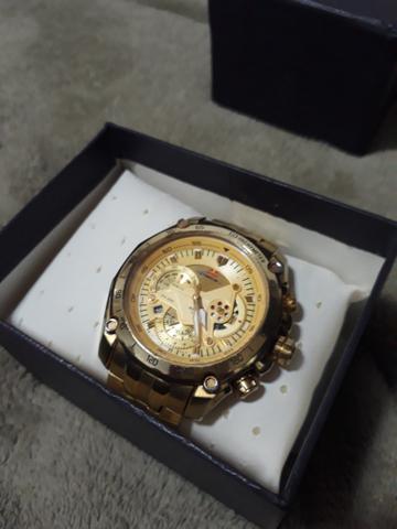 Relógio CASIO Edifice *Torrando leia o anúncio