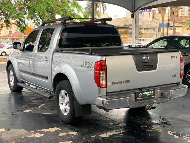 Nissan Frontier LE 2.5 4x4 Diesel Aut 2008/2009 - Foto 4