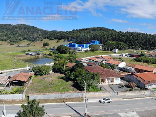 Terreno comercial (frente pra 2 ruas) 907 m²