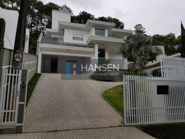 Casa à venda com 5 dormitórios em América, Joinville cod:2068