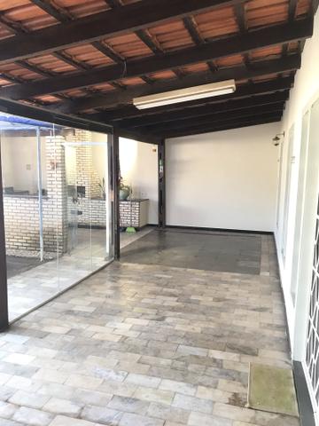 Taguatinga Norte Qng casa de 3 quartos aceito apartamento - Foto 4
