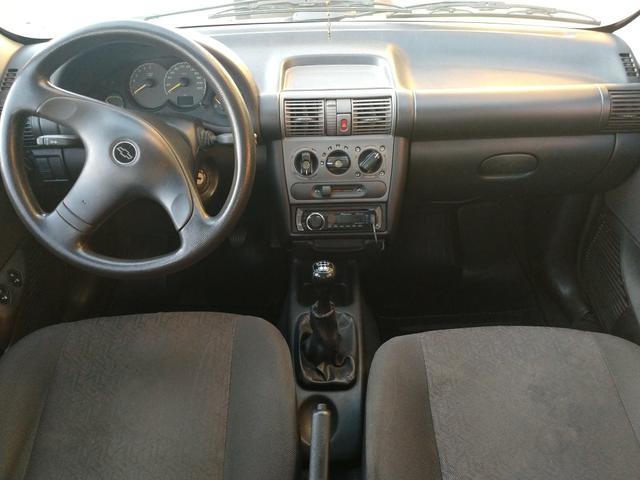Chevrolet Corsa Spirit 1.0 - Álcool - 2005 - Foto 11