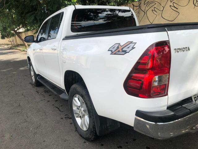 Hilux 2017 SRV Diesel SEM Igual Troca e Financia - Foto 2