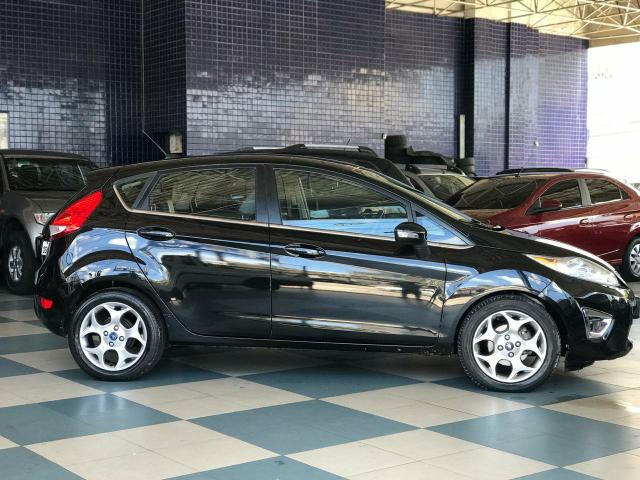 Fiesta 1.6 se hatch flex 2013 único dono pneus novos super conservado - Foto 4