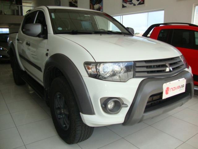 Mitsubishi L200 Triton Hpe 2017 - Foto 3
