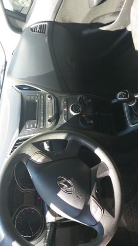 HB20 1.6 Confort Plus / Ano 16 - Modelo 17 - Foto 6
