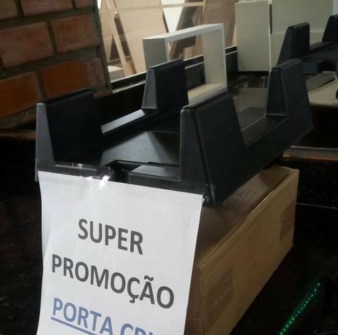 Item #45 - Suporte para CPU, com rodinhas preto - Foto 3