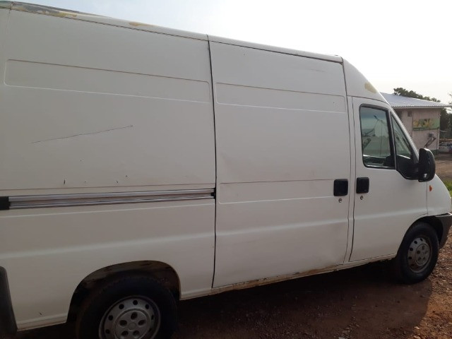 van 2010 olx