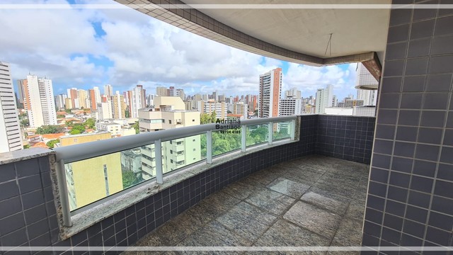 Apartamento para venda possui 198 metros quadrados com 3 quartos em Meireles - Fortaleza - - Foto 4