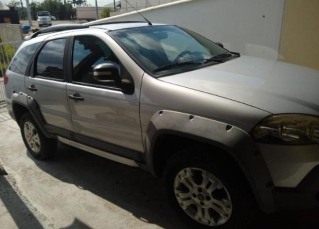 Fiat Palio weekend adventure locker 1.8 flex 