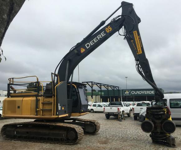 Escavadeira John Deere 210 G Lc Cabeçote Florestal 2016