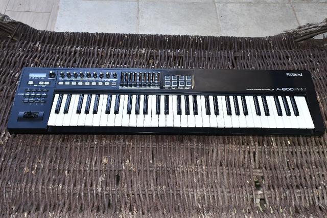 Teclado Controlador Roland A800 PRO - Foto 2