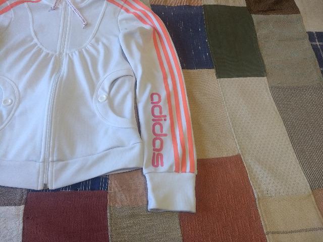 Jaqueta Adidas Feminina branca - Foto 2