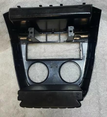Moldura Central Painel Radio Crossfox ou Fox 2004 a 2010 Original Vw Com Friso Superior - Foto 2