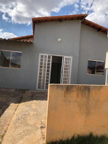 Vendo Excelente casa de 4 quartos, sendo 1 suíte, na entrada da Cidade Ocidental - Foto 16