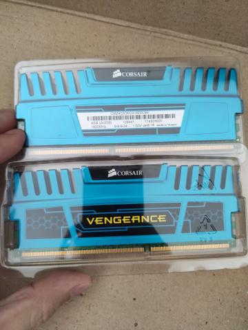 Memória RAM DDR3 Corsair 2x2GB 4GB - Foto 2