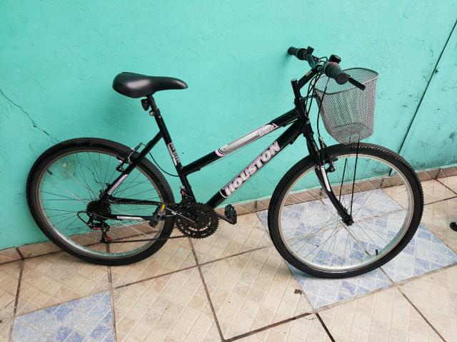 Bicicleta com cestinha