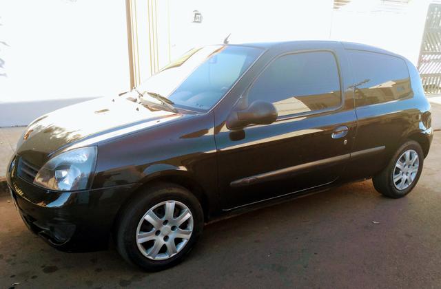 Clio - Foto 2