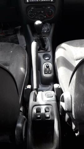 Peugeot Sedan 207 - Foto 3
