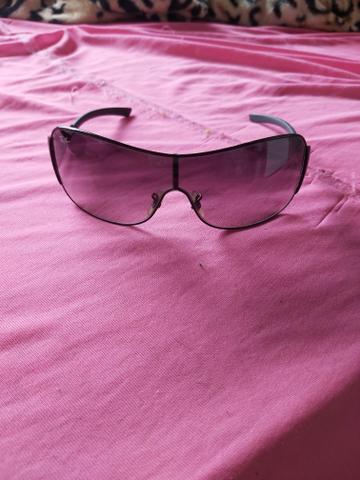Um Mormaii e um Rayban