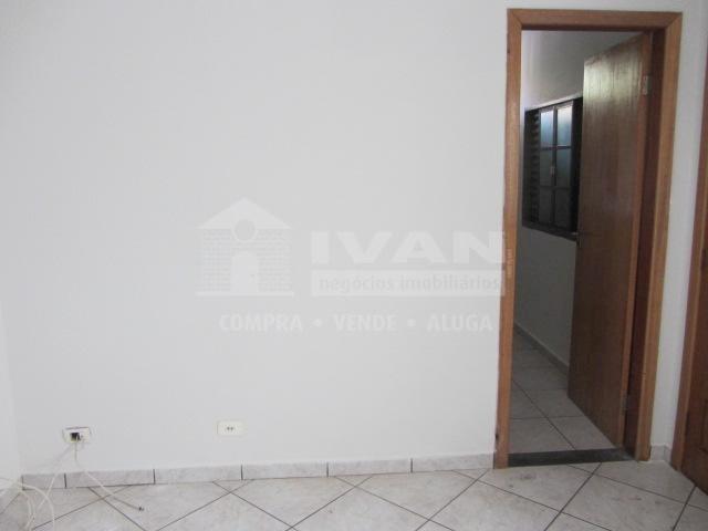 Casa para alugar com 3 dormitórios em Martins, Uberlândia cod:608152 - Foto 2