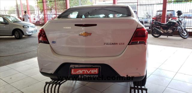 CHEVROLET PRISMA 2016/2017 1.4 MPFI LTZ 8V FLEX 4P AUTOMÁTICO - Foto 4