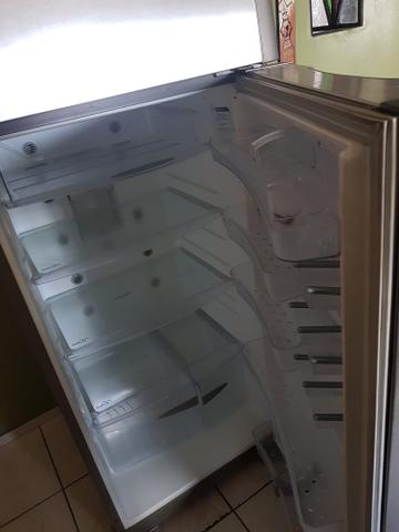 Geladeira GE 450 litros atenção. - Foto 2