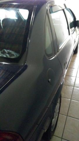 Corsa Classic Sedã 1.0 Flex, em ótimo estado de conservação - Foto 7