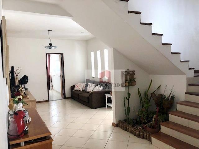 Casa duplex, 4 dormitórios sendo 1 suíte, 190 m², dependência de empregada, salas, 2 garag - Foto 2