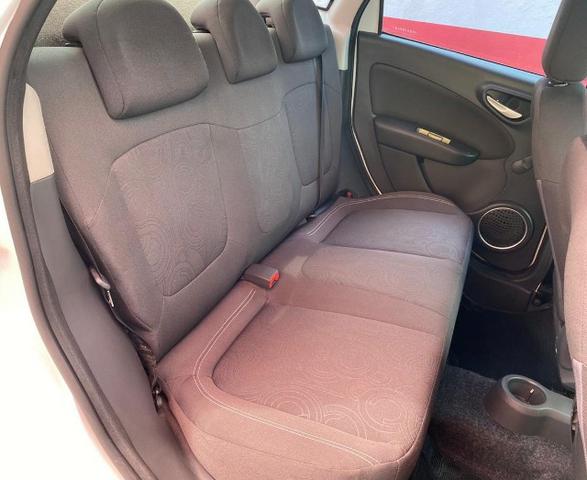 Fiat Grand Siena 1.4 Attractive 2017 - Foto 10