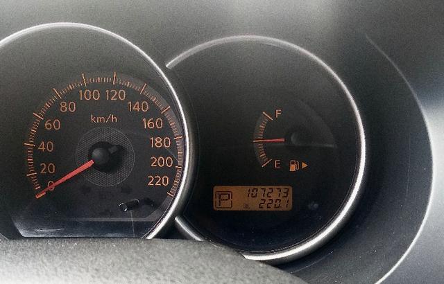 Livina 1.8 SL Flex Automática - Foto 8