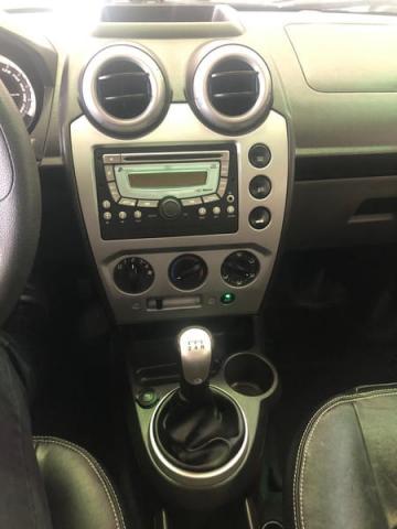 FORD FIESTA SEDAN 1.6 8V FLEX 4P - Foto 8
