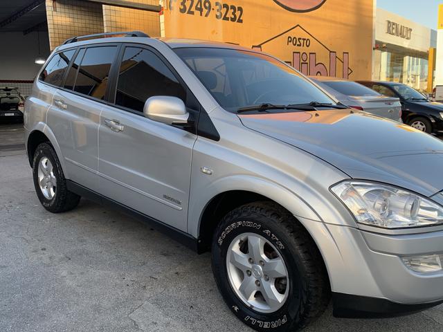 Kyron 2011 Diesel / Automática / 4x4 - Foto 16