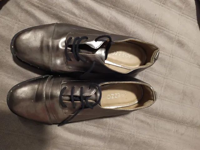 Sapato prateado 35