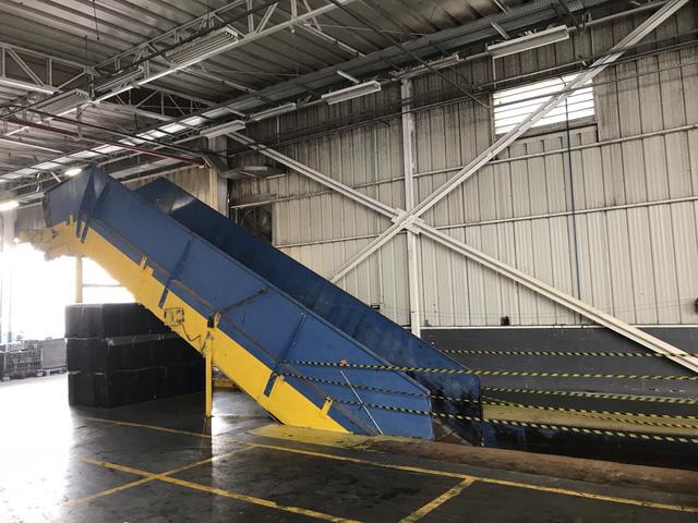 Esteira transportadora metálica prensa horizontal papelão - Foto 4