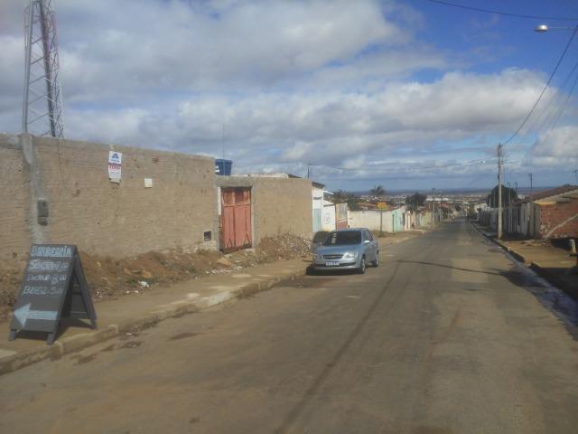 Terreno medindo 250m2 em rua pavimentada, no bairro Cidade Maravilhosa - Foto 2
