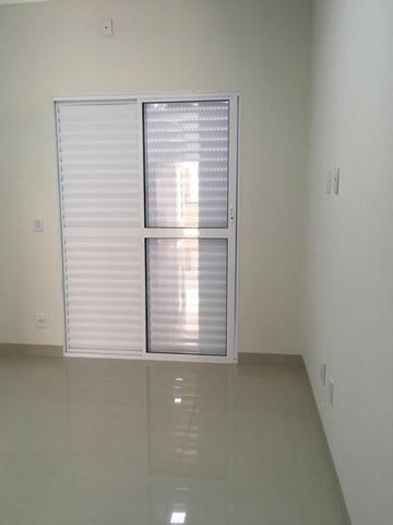 3 Suítes Com Piscina Casa Condomínio SetVillage II - Foto 4